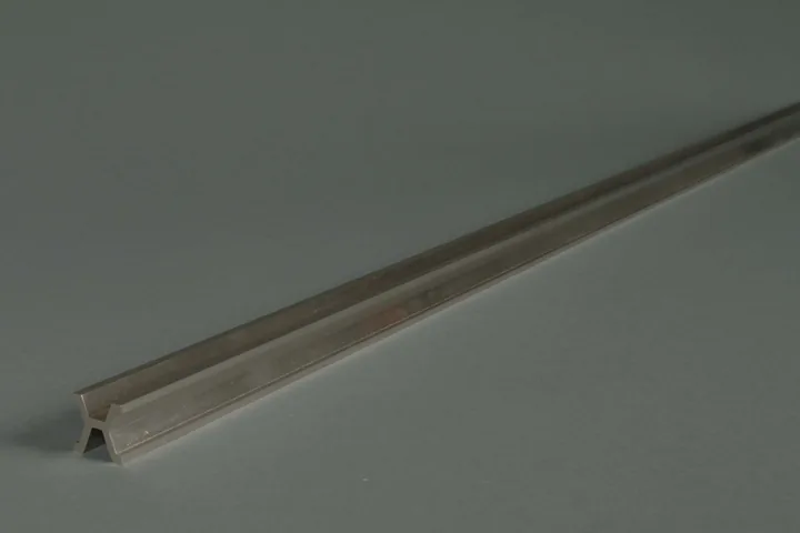 白金の原器 ── 自然に基準を求めた試みは、もう一つの人工物を作って終わった